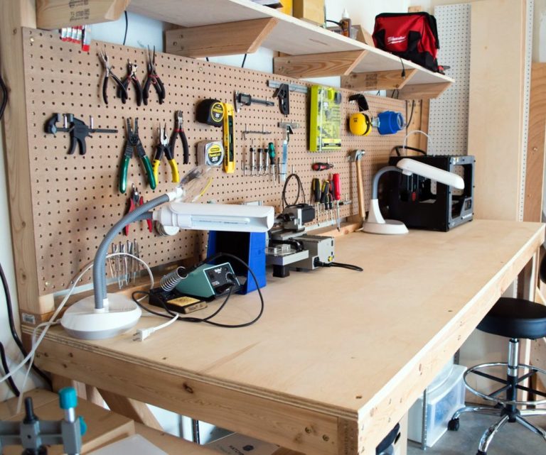 Garage Electronics workbench