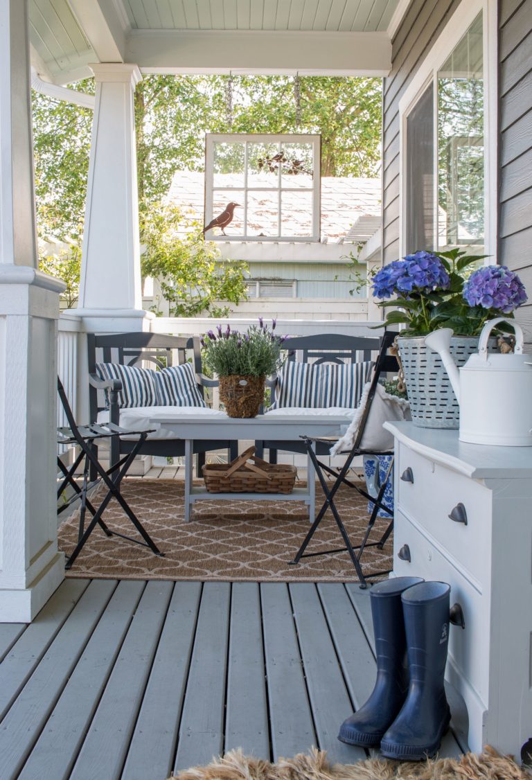 Belle Summer Porch Decorating
