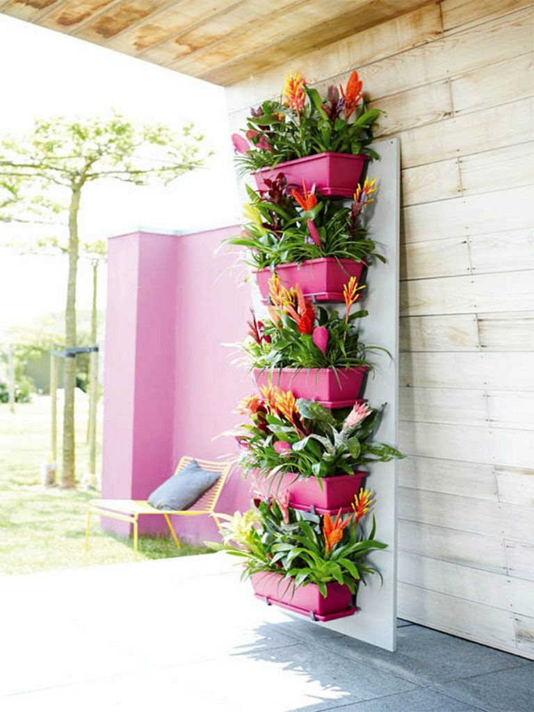 Creative and Amazing DIY Vertical Garden