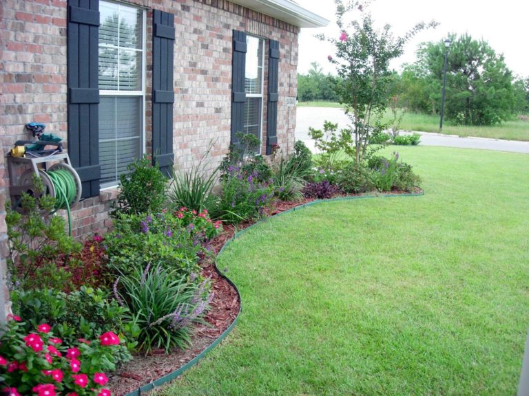 Small Front Yard Landscaping 