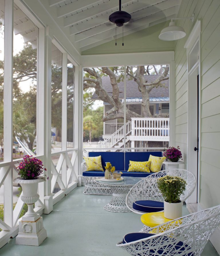Wonderful Covered Front Porch Design 