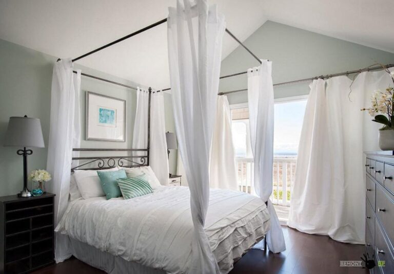 Contemporary Canopy Bed
