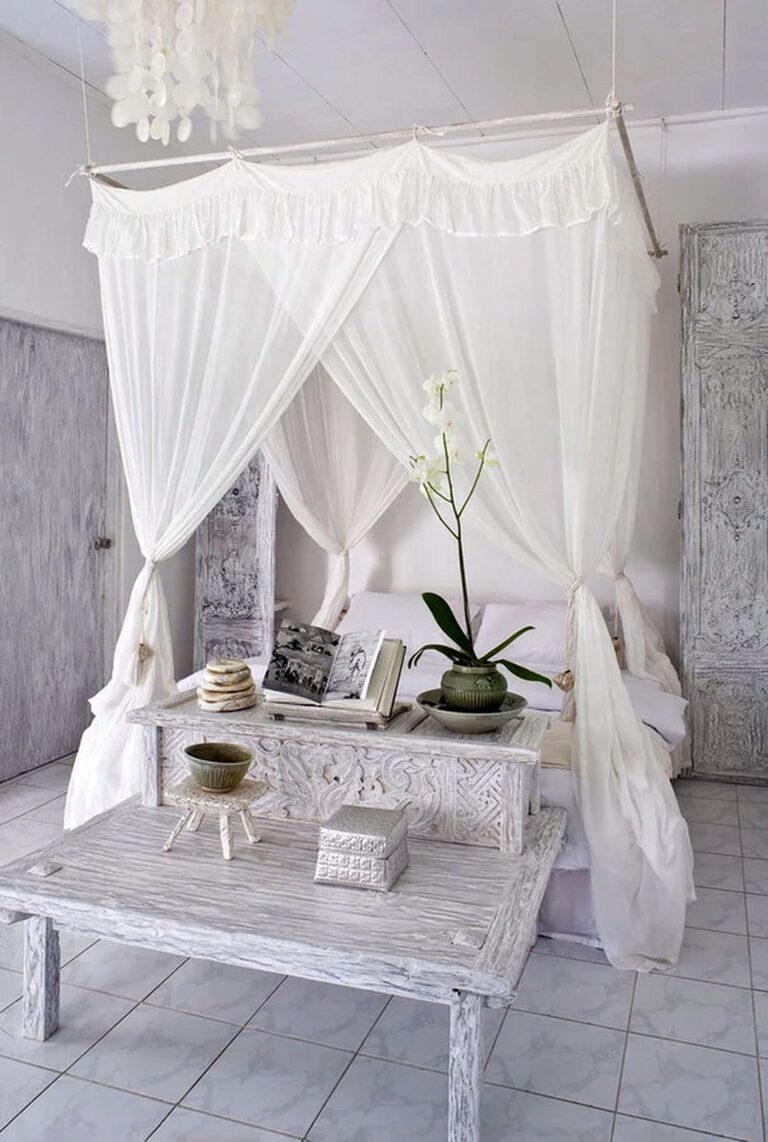 Dreamy DIY Canopy Bed Ideas