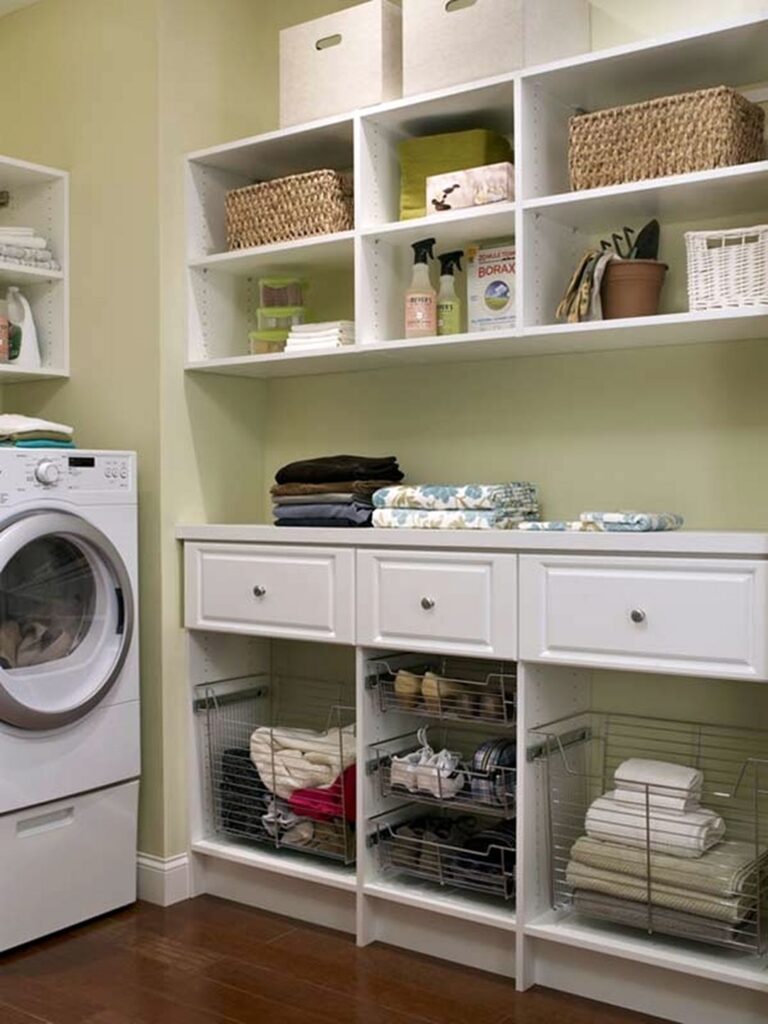 Laundry Room Shelves and Hanfer via ibegin