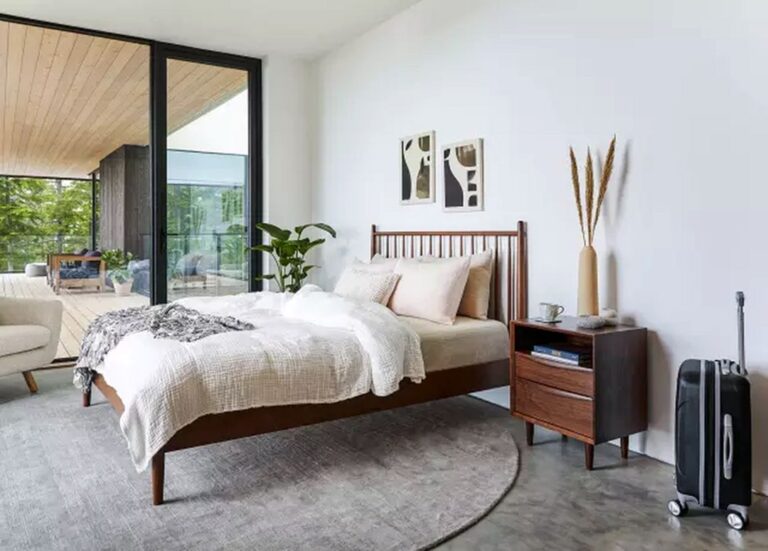 Modern Minimalist Guest Bedroom Ideas via Articulate