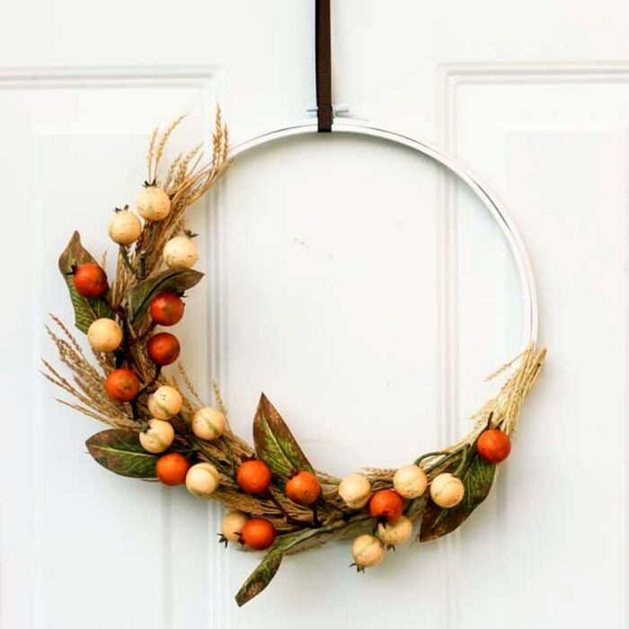 Simple DIY Fall Hoop Wreath