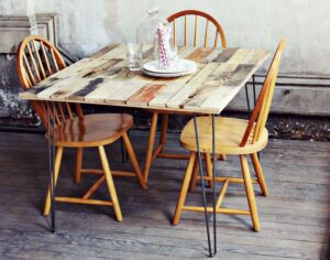 Cost-Effective DIY Pallet Dining Tables