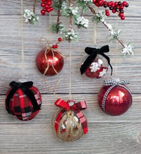 DIY Easy Christmas Ornaments