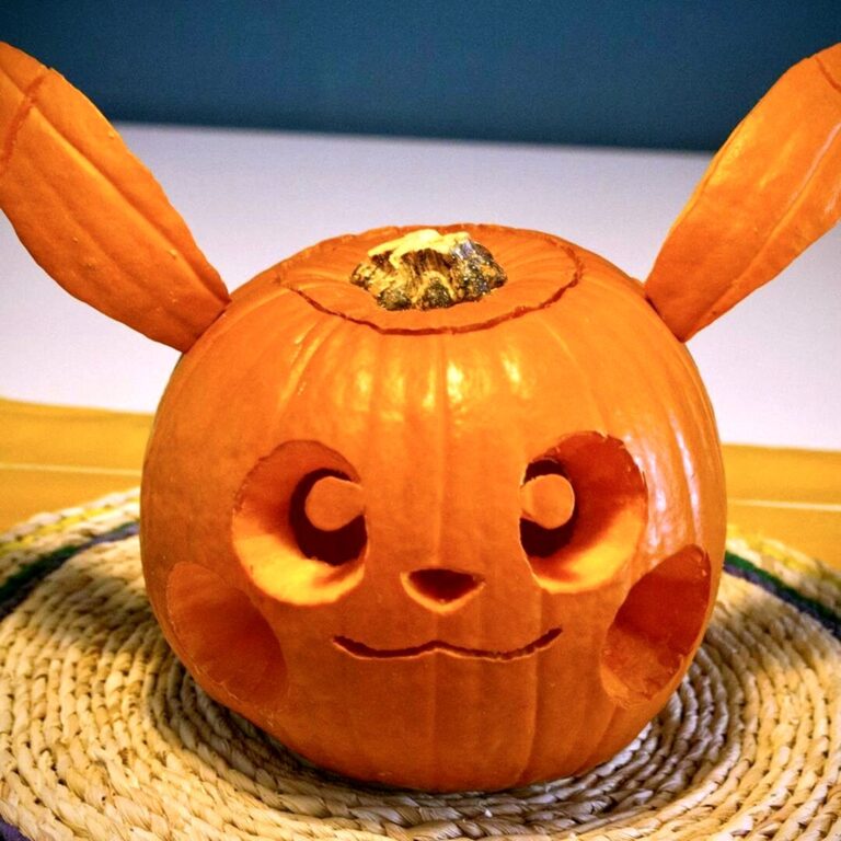 Easy Pumpkin Carving Ideas That'll Wow Everyone