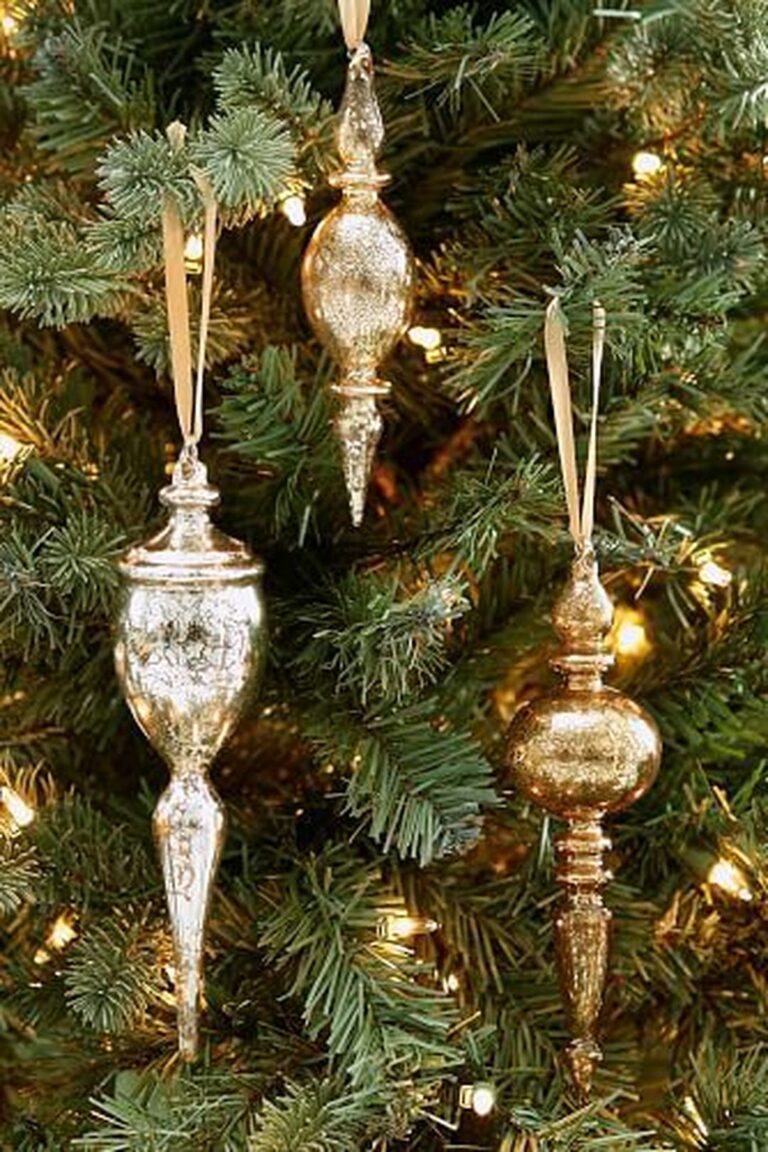 Stylish Glass Ornaments