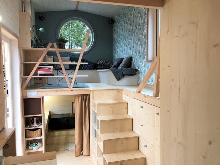 Tiny Appalache with Hidden Guest Room