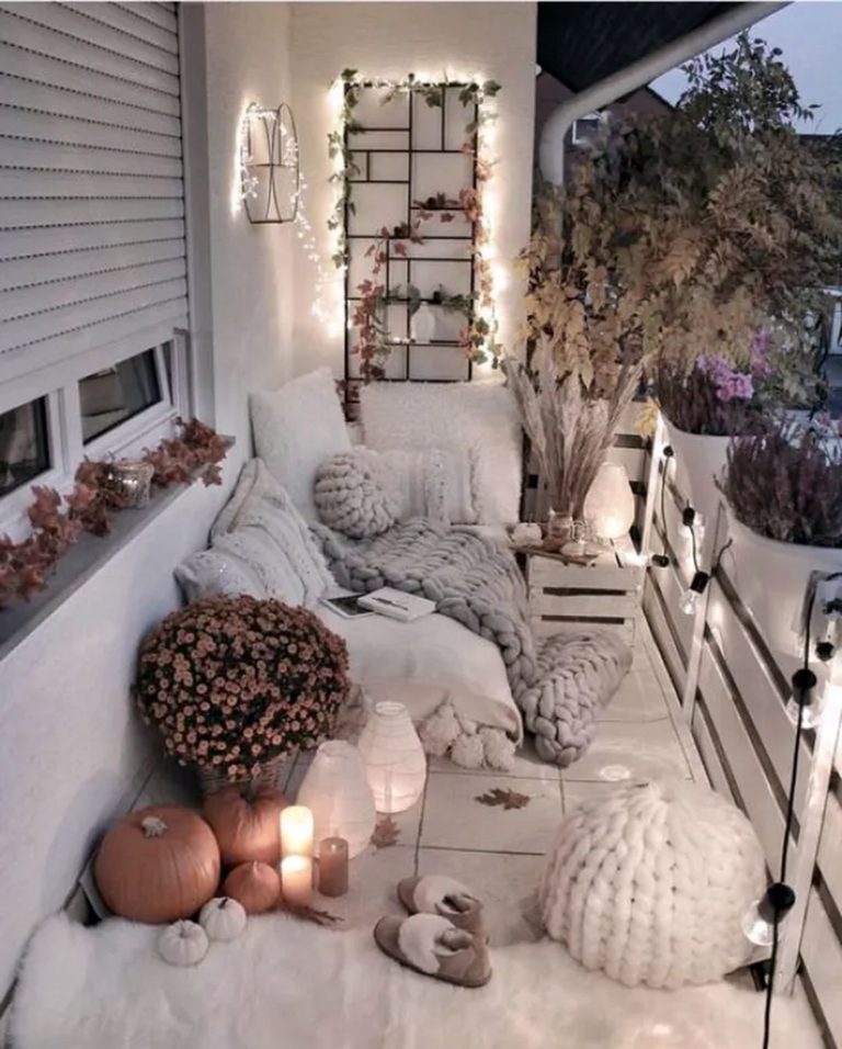 Cozy Autumn in the Balcony