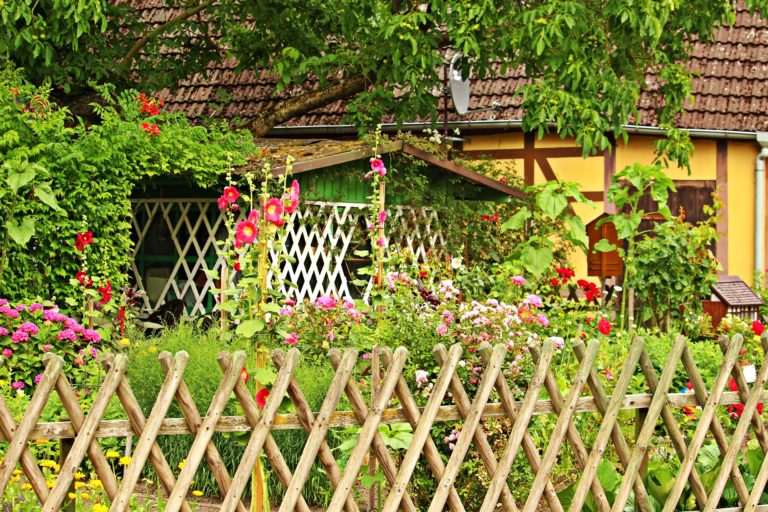 Flower Garden Fence