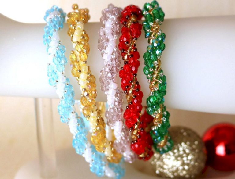 Amazing Colorful Christmas Beaded Bracelet