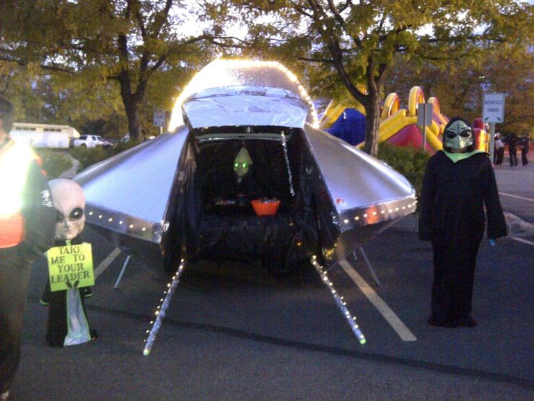 Tricked Out Trunk or Treat