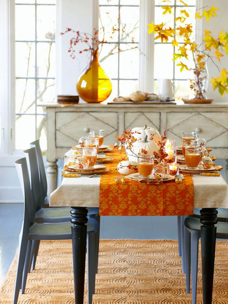 Simple Thanks Giving Table Decorating