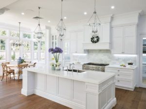 Elegant White Kitchen Cabinet Design Ideas