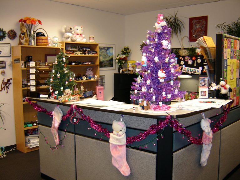 Small Home Office Christmas Decor