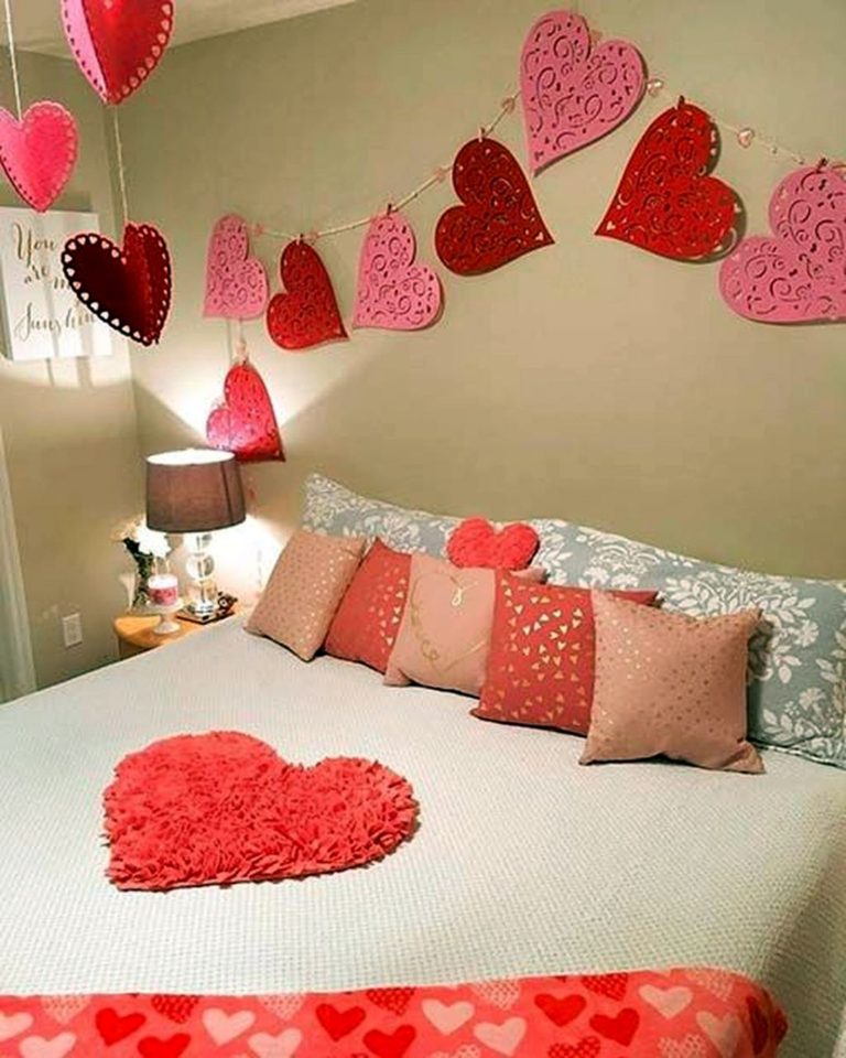 Cute And Romantic Valentine Bedroom