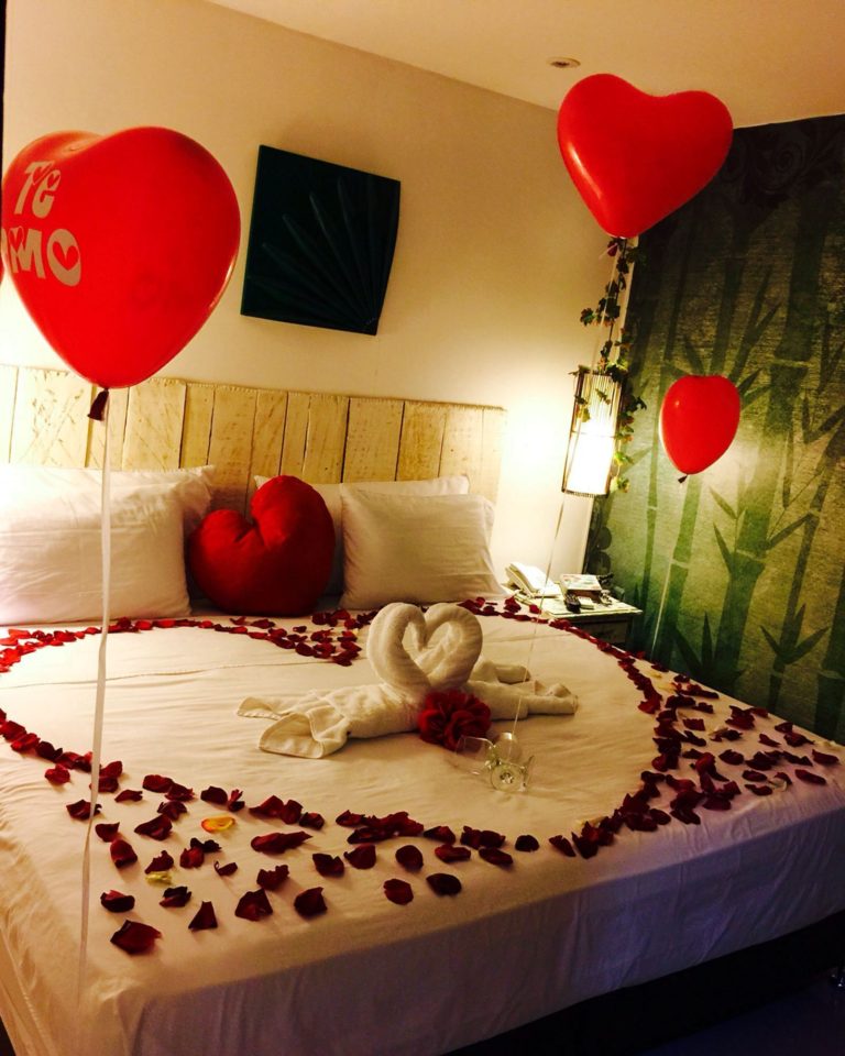 Special Romantic Bedroom Design